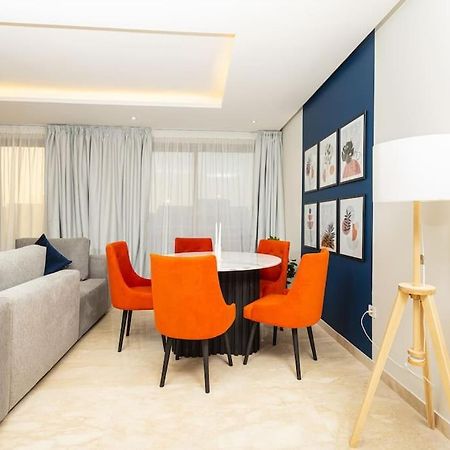 Modern 2Br Retreat In Marina Sale Luxury Living Διαμέρισμα Hajja Εξωτερικό φωτογραφία